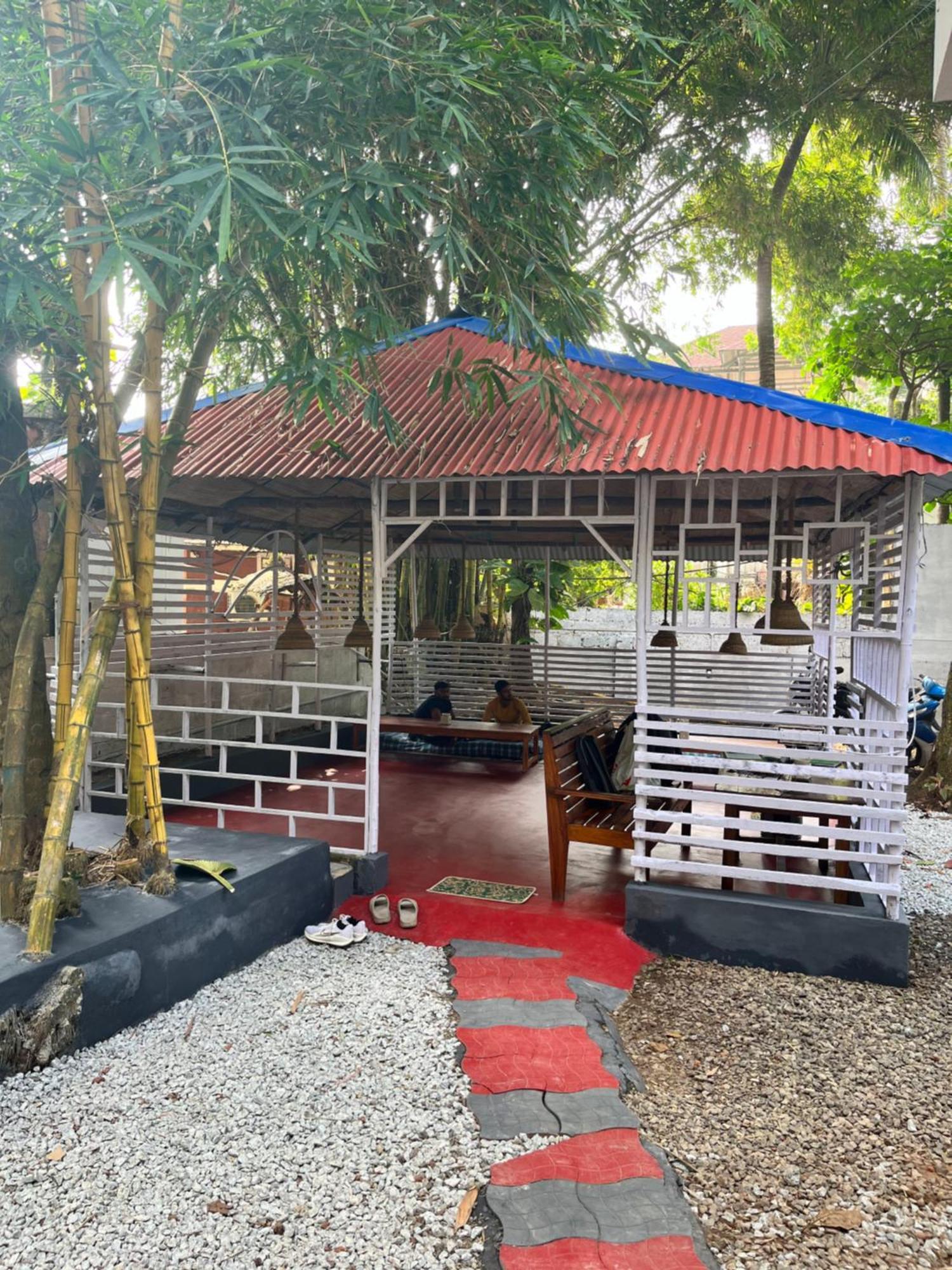 Bava Beach Resort & Retreat Center Varkala Eksteriør bilde